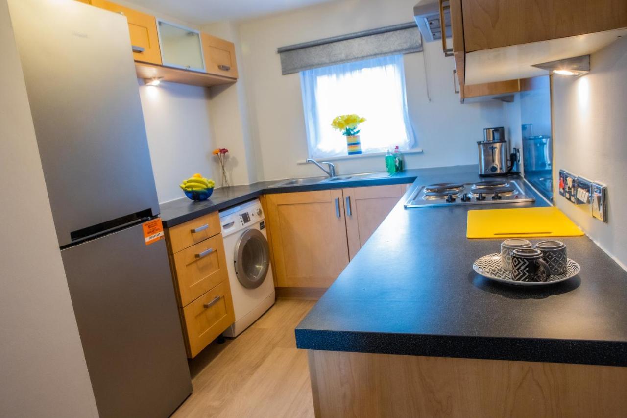 Newly Furnished Appartment Near Train Station 울버햄프턴 외부 사진