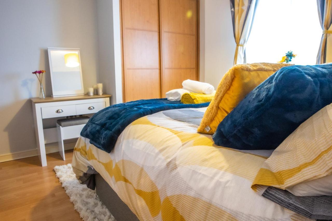 Newly Furnished Appartment Near Train Station 울버햄프턴 외부 사진